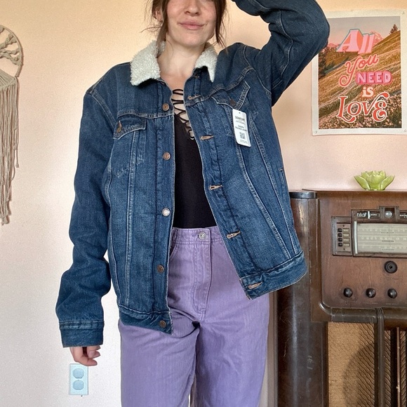 SOLD - Picture 2 of 5